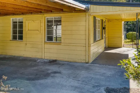 2561 Nicholas Circle E Jacksonville FL 32207