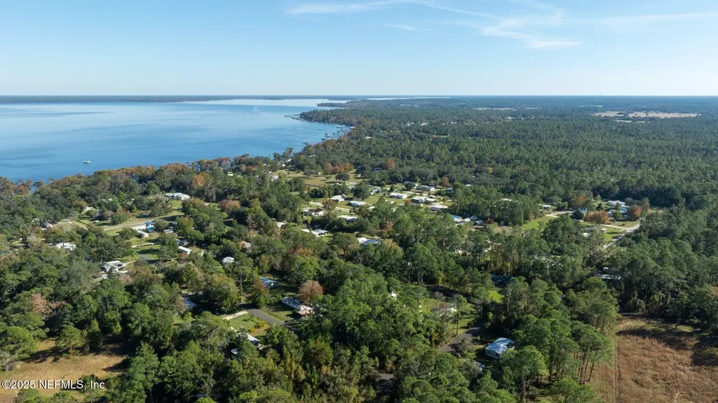 106 Lar Lane Crescent City FL 32112