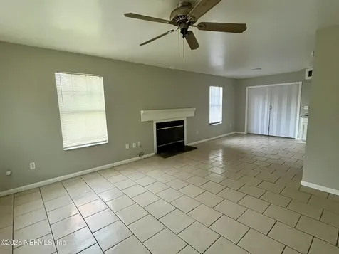 253 Lakeview Court Interlachen FL 32148