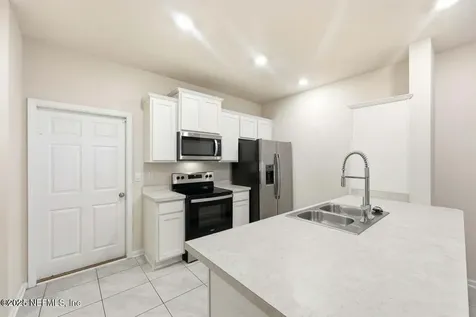 86768 Mainline Road Yulee FL 32097