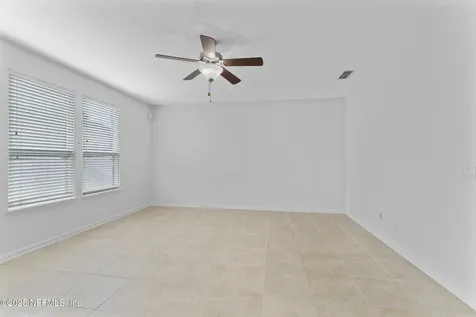 11997 Diamond Springs Drive Jacksonville FL 32246