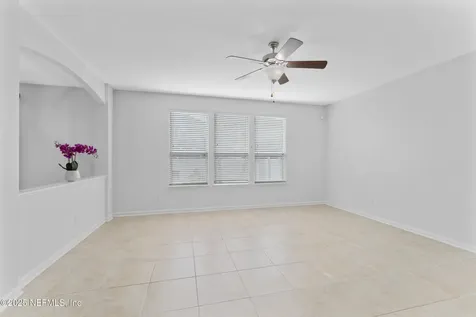11997 Diamond Springs Drive Jacksonville FL 32246