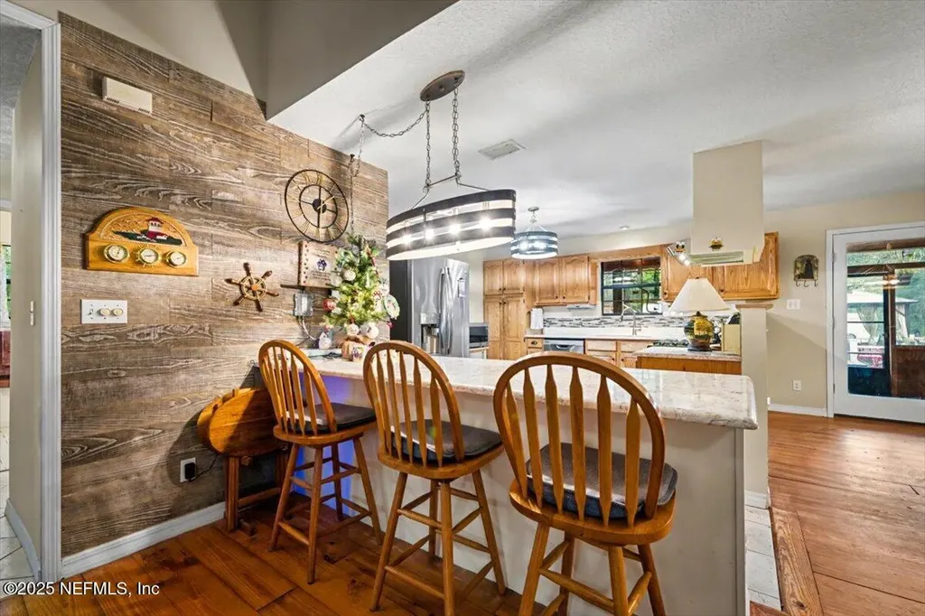 180 Pioneer Trail Green Cove Springs FL 32043