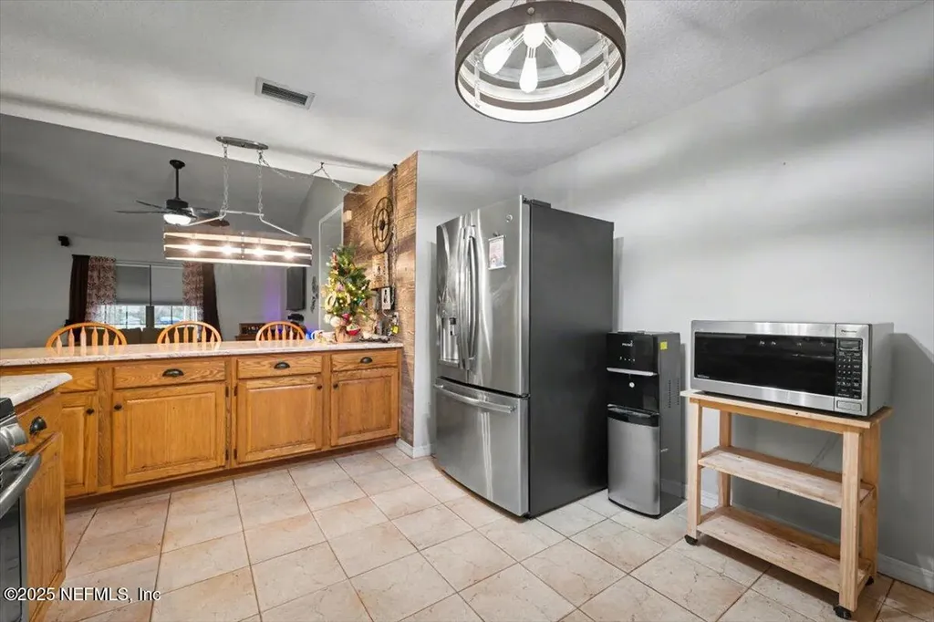 180 Pioneer Trail Green Cove Springs FL 32043