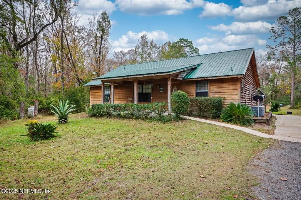 180 Pioneer Trail Green Cove Springs FL 32043