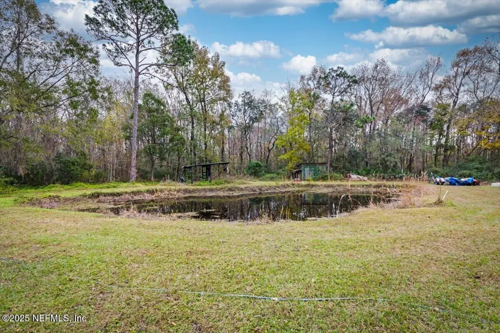 180 Pioneer Trail Green Cove Springs FL 32043