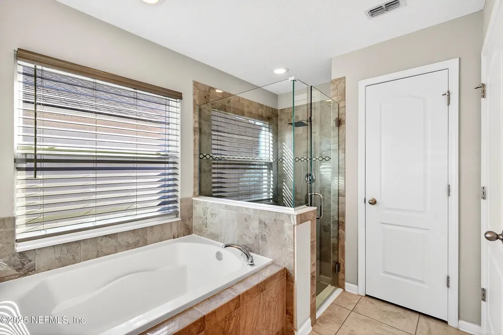 138 S Hummingbird Place Palm Coast FL 32164
