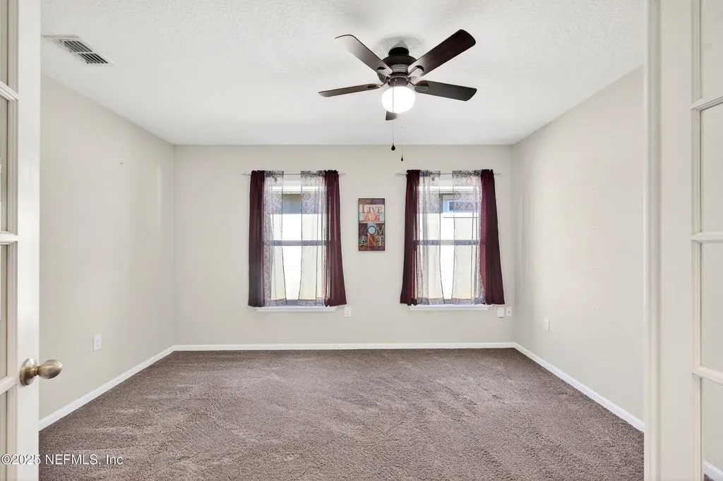 138 S Hummingbird Place Palm Coast FL 32164