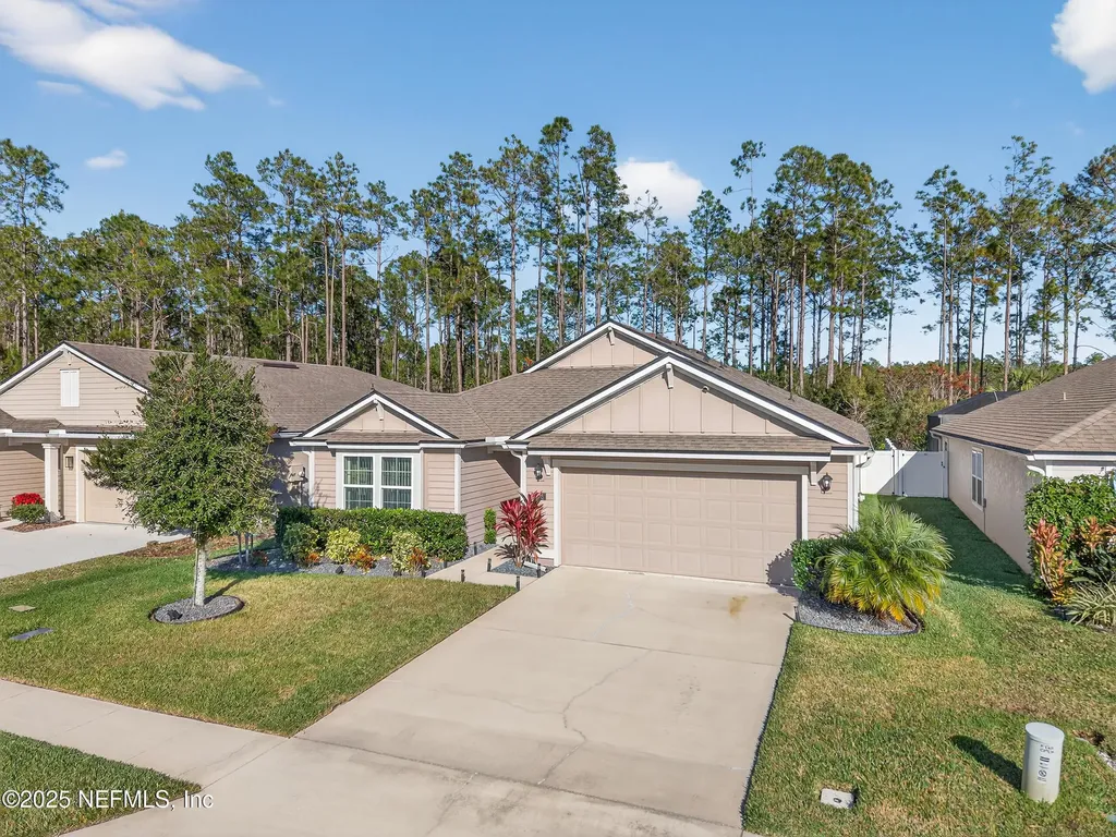 138 S Hummingbird Place Palm Coast FL 32164