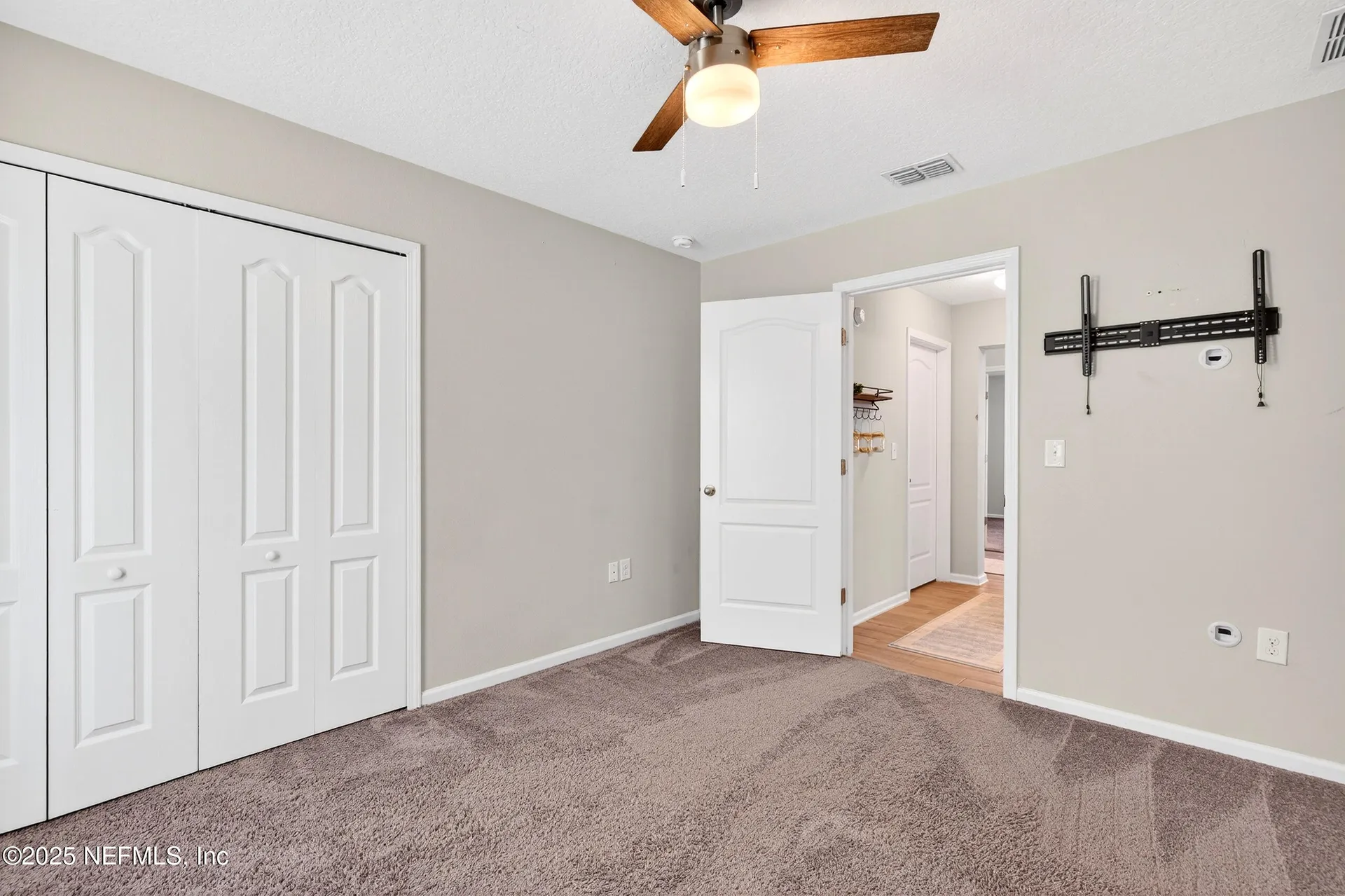 138 S Hummingbird Place Palm Coast FL 32164