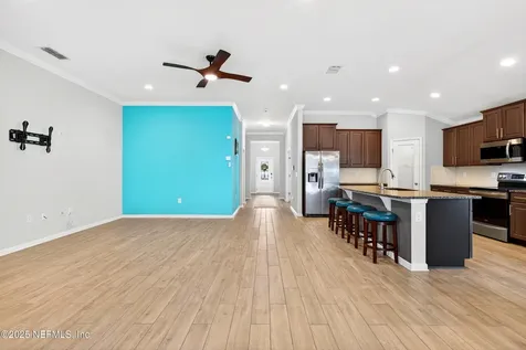 138 S Hummingbird Place Palm Coast FL 32164