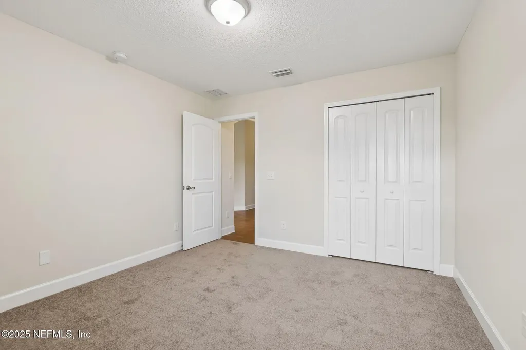 53072 Clear Lake Drive Callahan FL 32011