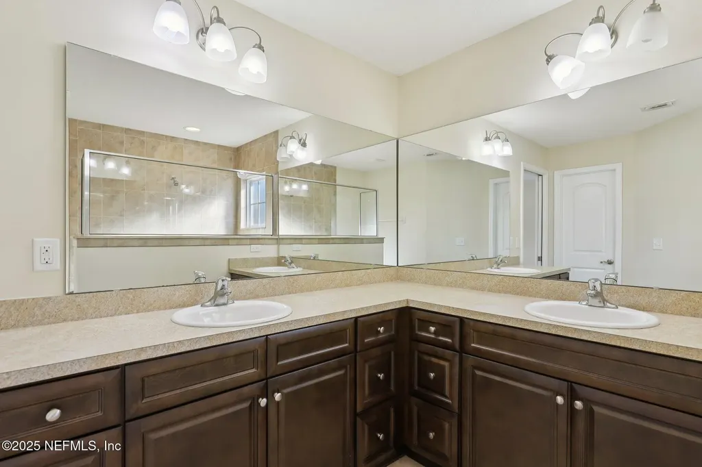 53072 Clear Lake Drive Callahan FL 32011