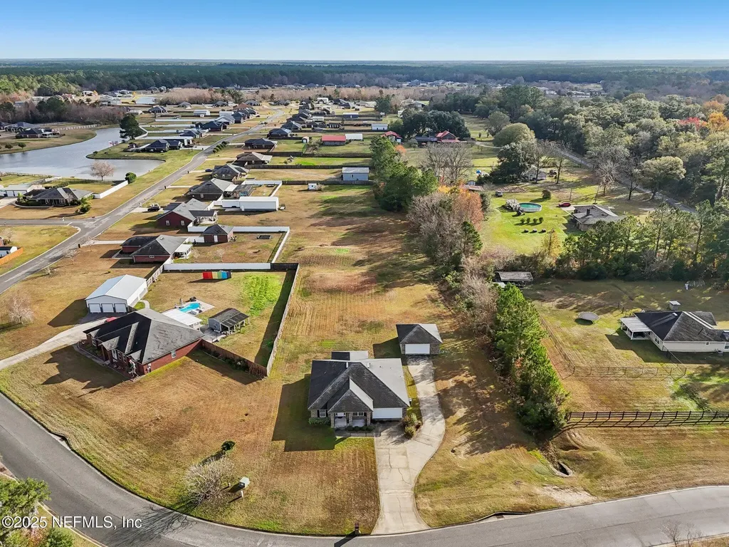 53072 Clear Lake Drive Callahan FL 32011