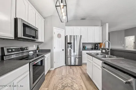 14036 Fish Eagle Drive E Jacksonville FL 32226