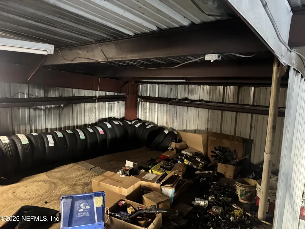 15050 NE Us Highway 301 Waldo FL 32694