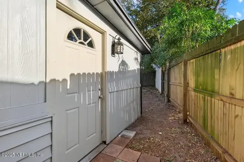 8219 Newport Road Jacksonville FL 32244