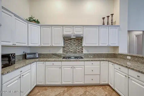 8205 Bay Tree Lane Jacksonville FL 32256