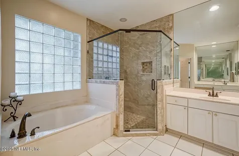 8205 Bay Tree Lane Jacksonville FL 32256
