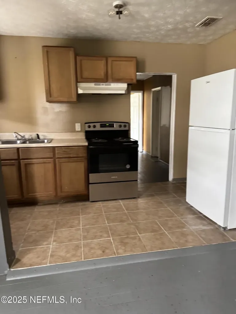 224 S Thompson Street Starke FL 32091