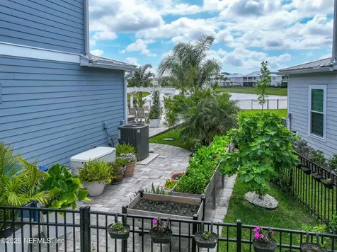 560 Rum Runner Way St. Johns FL 32259