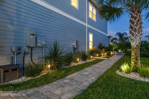 560 Rum Runner Way St. Johns FL 32259
