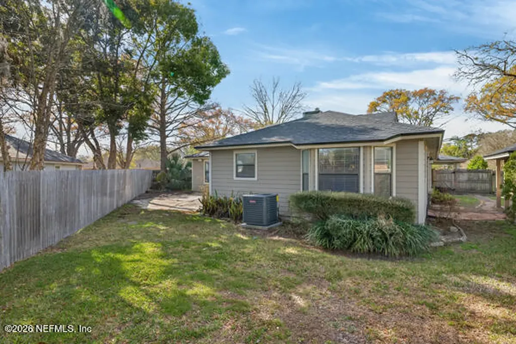 14423 Pond Place Drive Jacksonville FL 32223