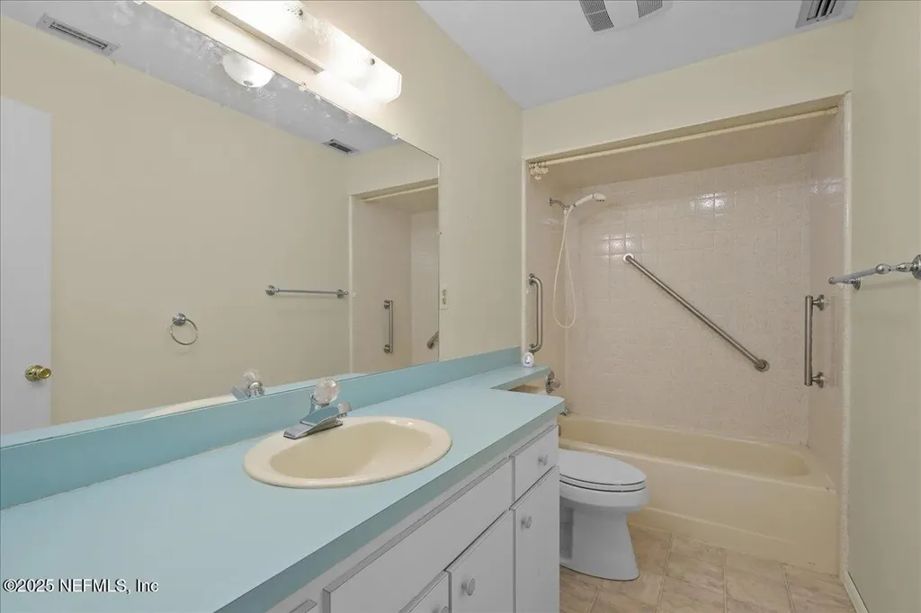 105 Crestwood Drive Interlachen FL 32148
