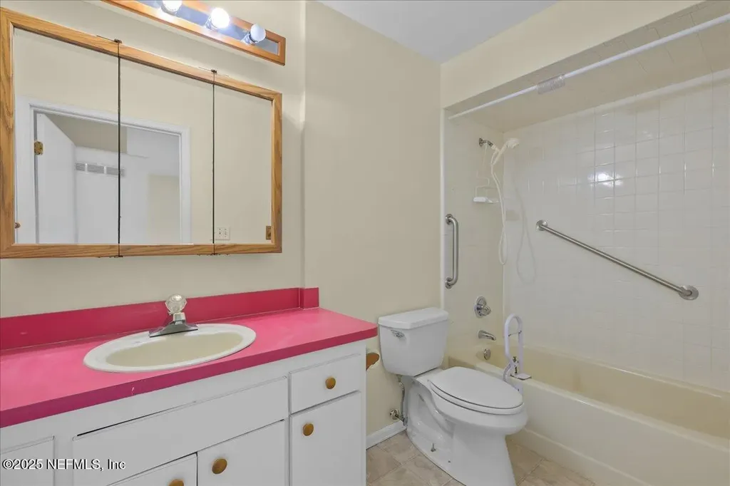 105 Crestwood Drive Interlachen FL 32148