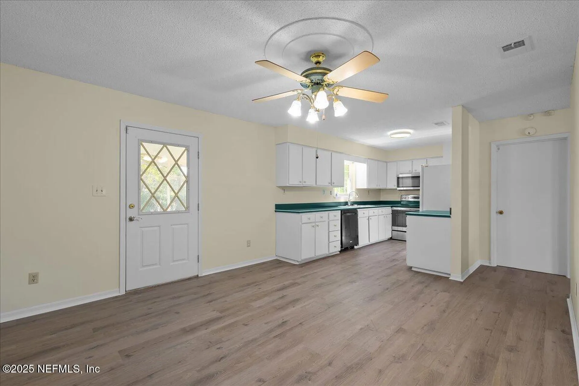 105 Crestwood Drive Interlachen FL 32148
