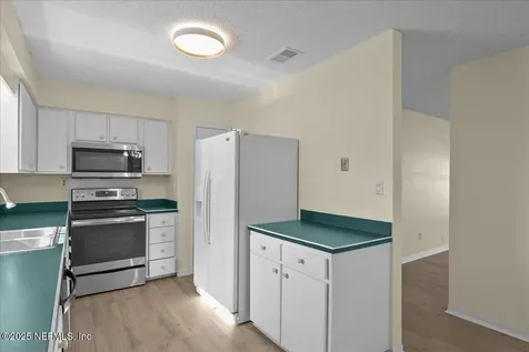 105 Crestwood Drive Interlachen FL 32148