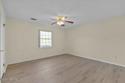 105 Crestwood Drive Interlachen FL 32148