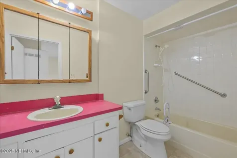 105 Crestwood Drive Interlachen FL 32148