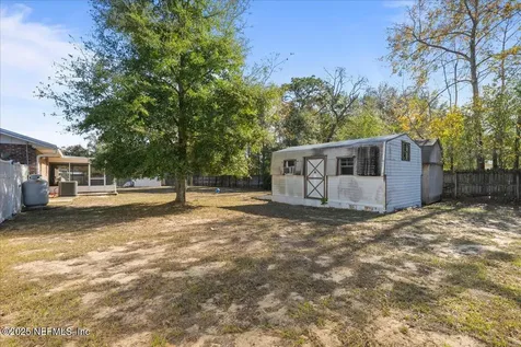 105 Crestwood Drive Interlachen FL 32148