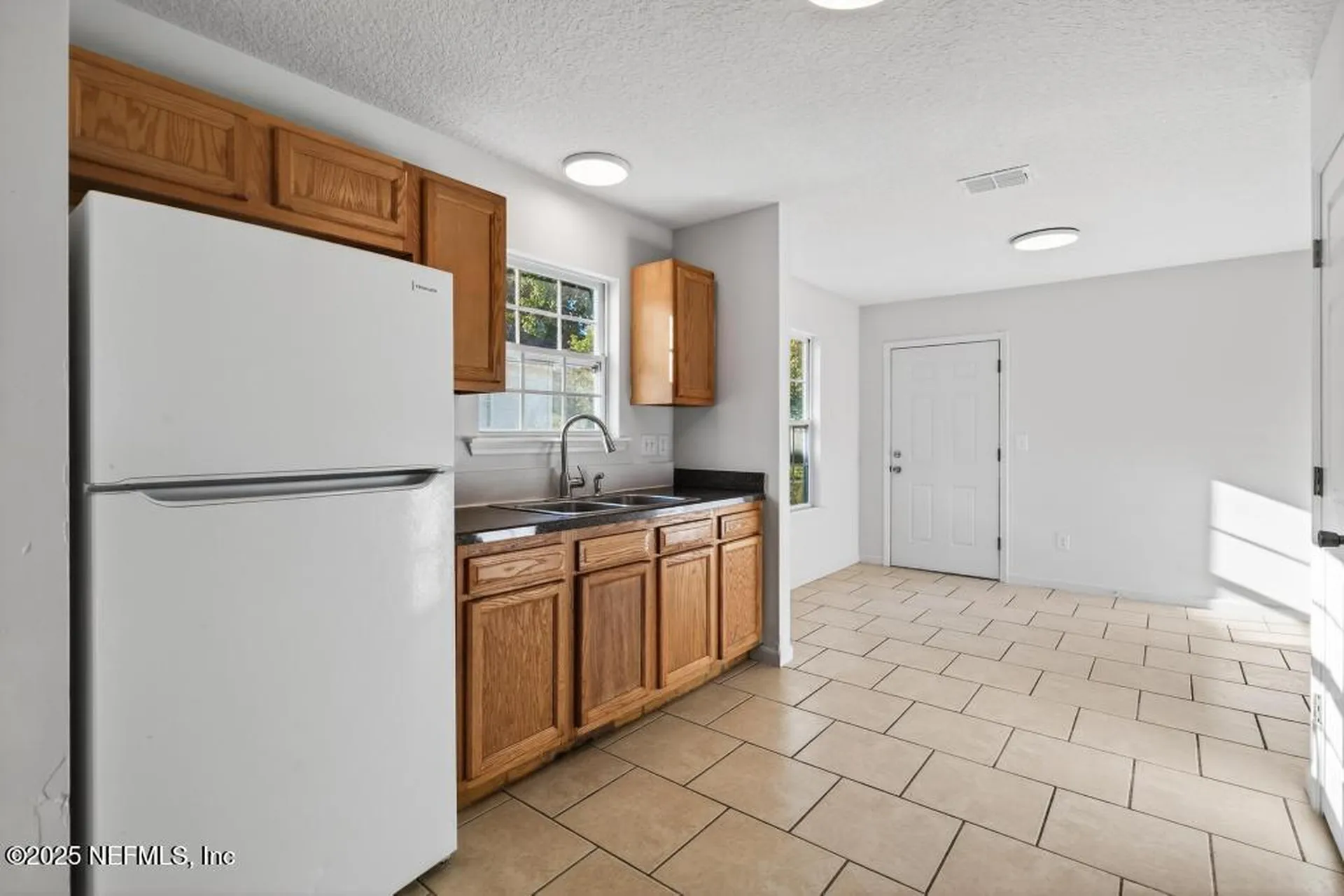 9070 3rd Avenue Jacksonville FL 32208