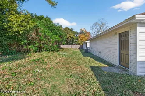 9070 3rd Avenue Jacksonville FL 32208