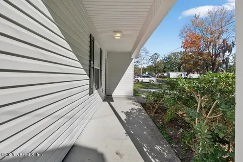 9070 3rd Avenue Jacksonville FL 32208