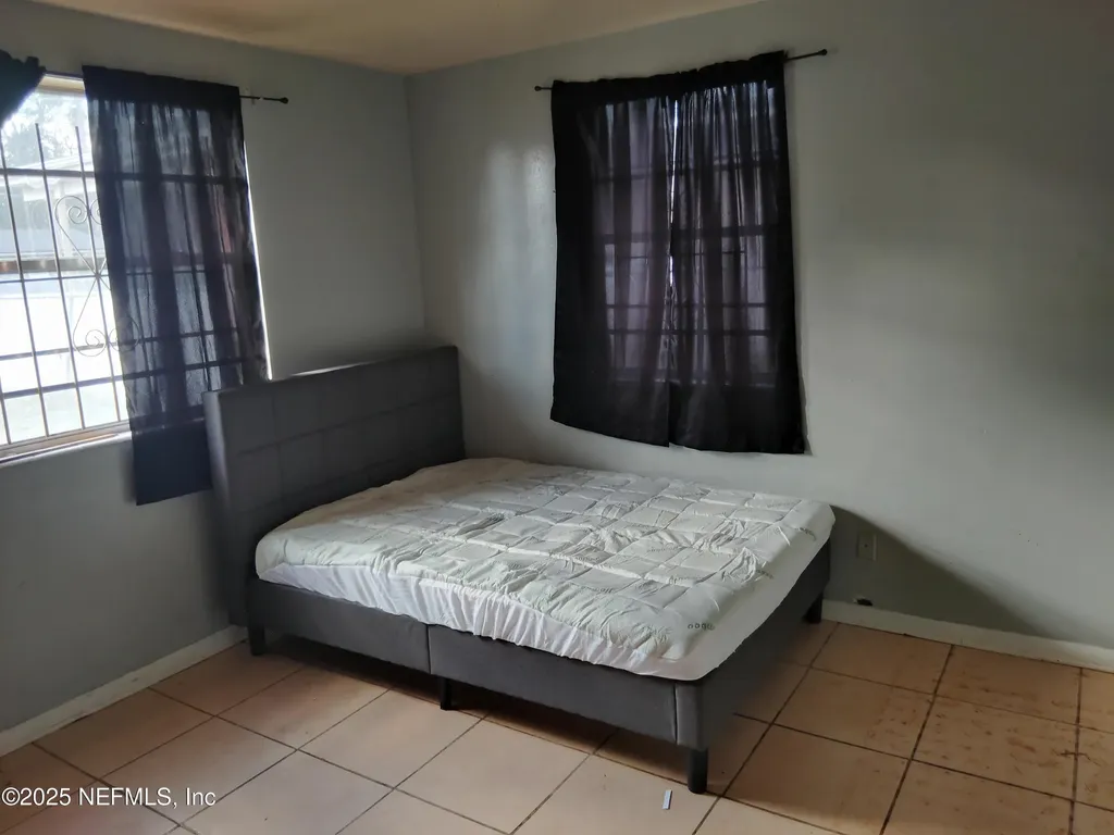 2653 Sandra Lane Jacksonville FL 32208