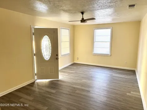 4752 Post Street Jacksonville FL 32205