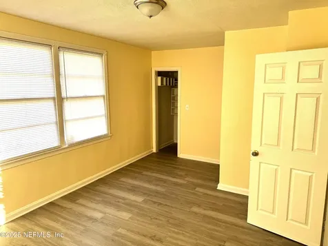 4752 Post Street Jacksonville FL 32205