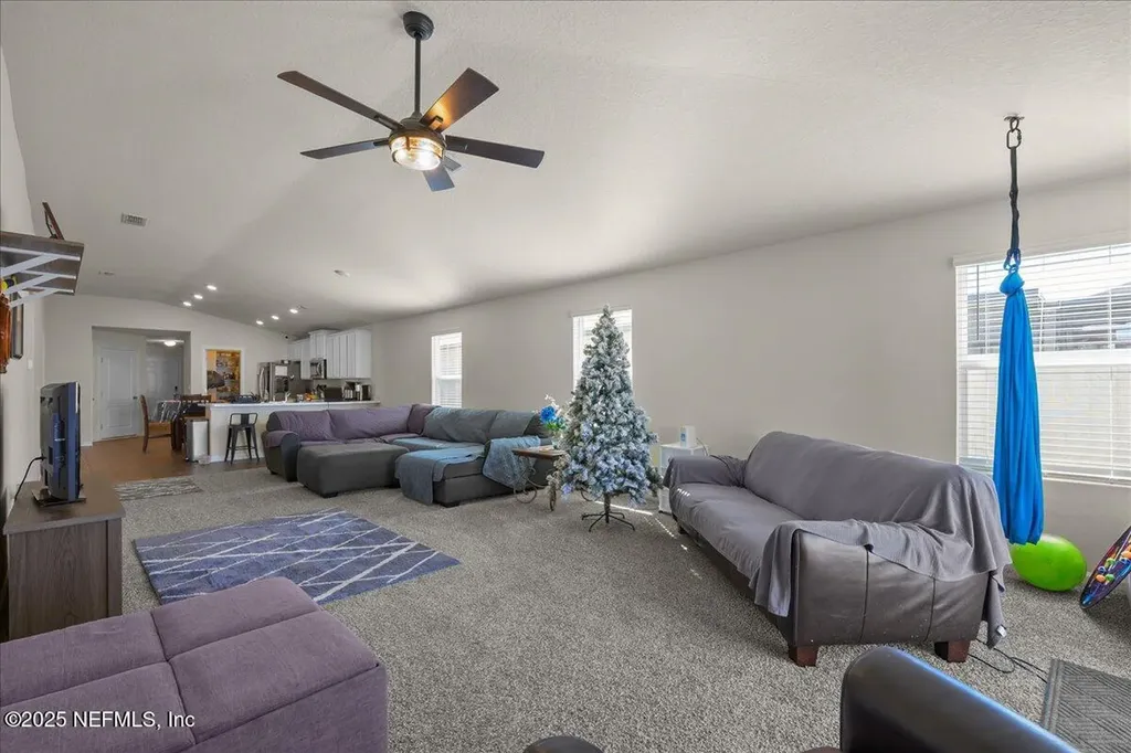 2323 Falling Star Lane Green Cove Springs FL 32043