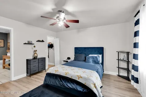 3327 Catamaran Way Jacksonville FL 32223