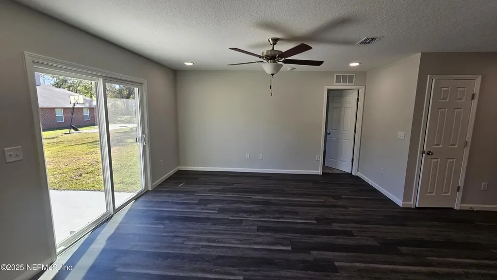 6009 Shindler Drive Jacksonville FL 32222