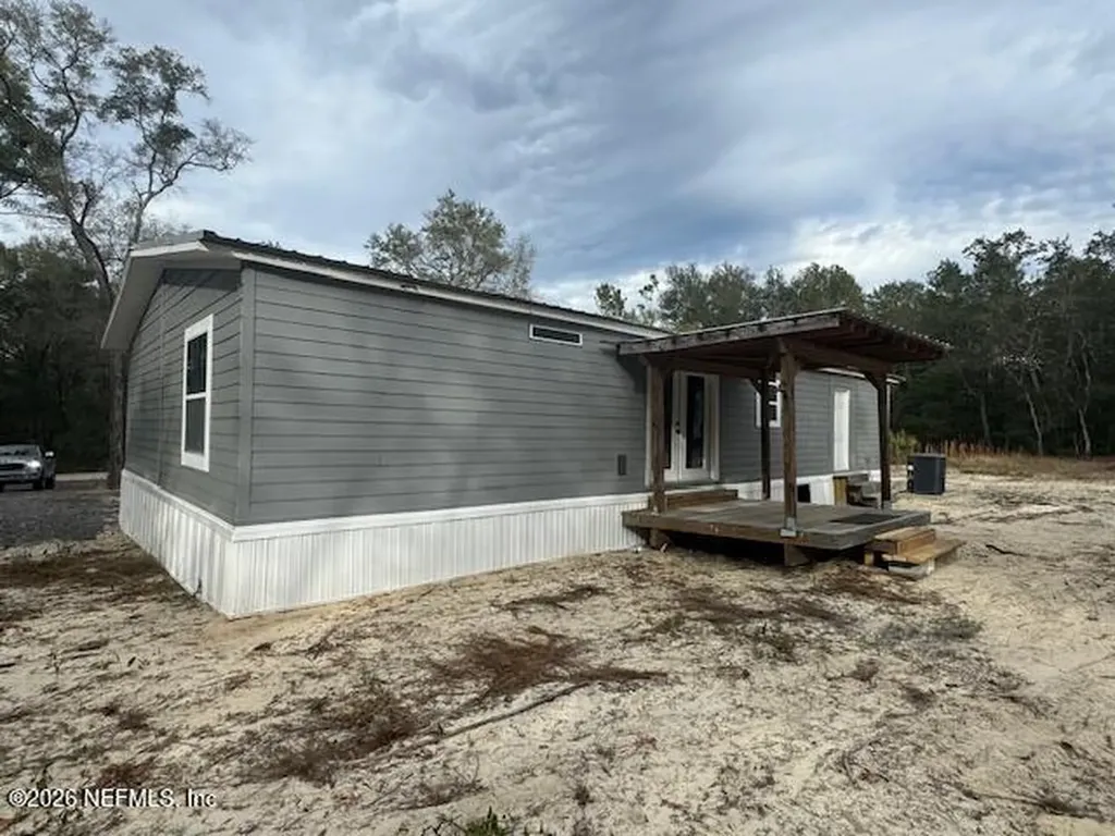 133 Cherry Drive Pomona Park FL 32181