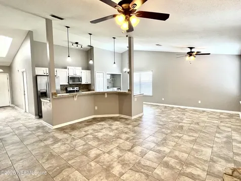 7820 Collins Ridge Boulevard E Jacksonville FL 32244