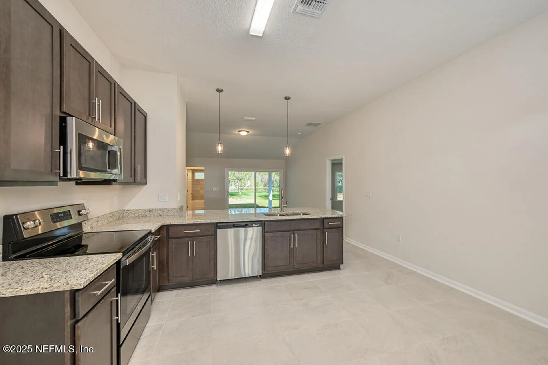 9021 Noroad Jacksonville FL 32210