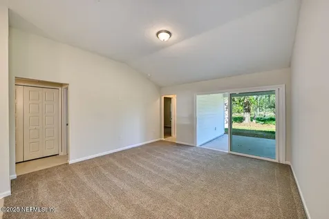 9021 Noroad Jacksonville FL 32210