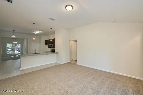 9021 Noroad Jacksonville FL 32210