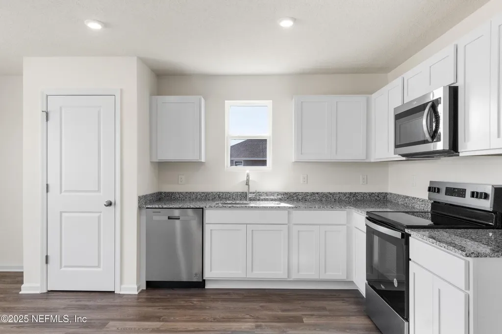 10570 Carpenter Avenue Hastings FL 32145