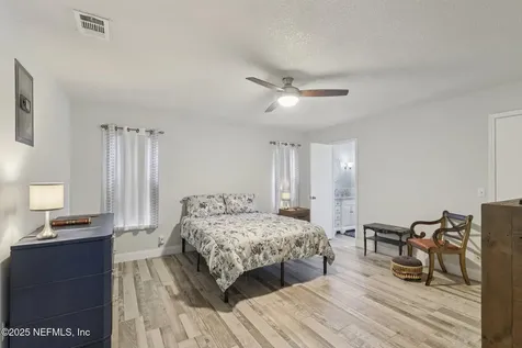 5179 Trailing Oaks Court Jacksonville FL 32258